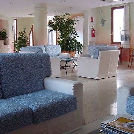 Hotel Del Porto Cannigione Kültér fotó
